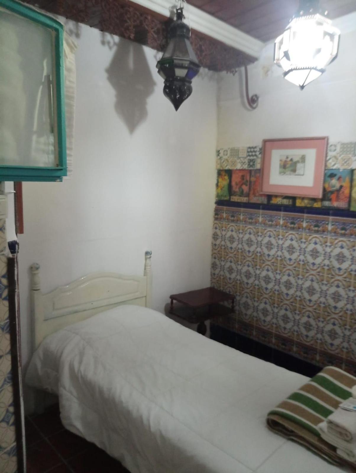 Pension Santa Maria La Blanca Seville Luaran gambar