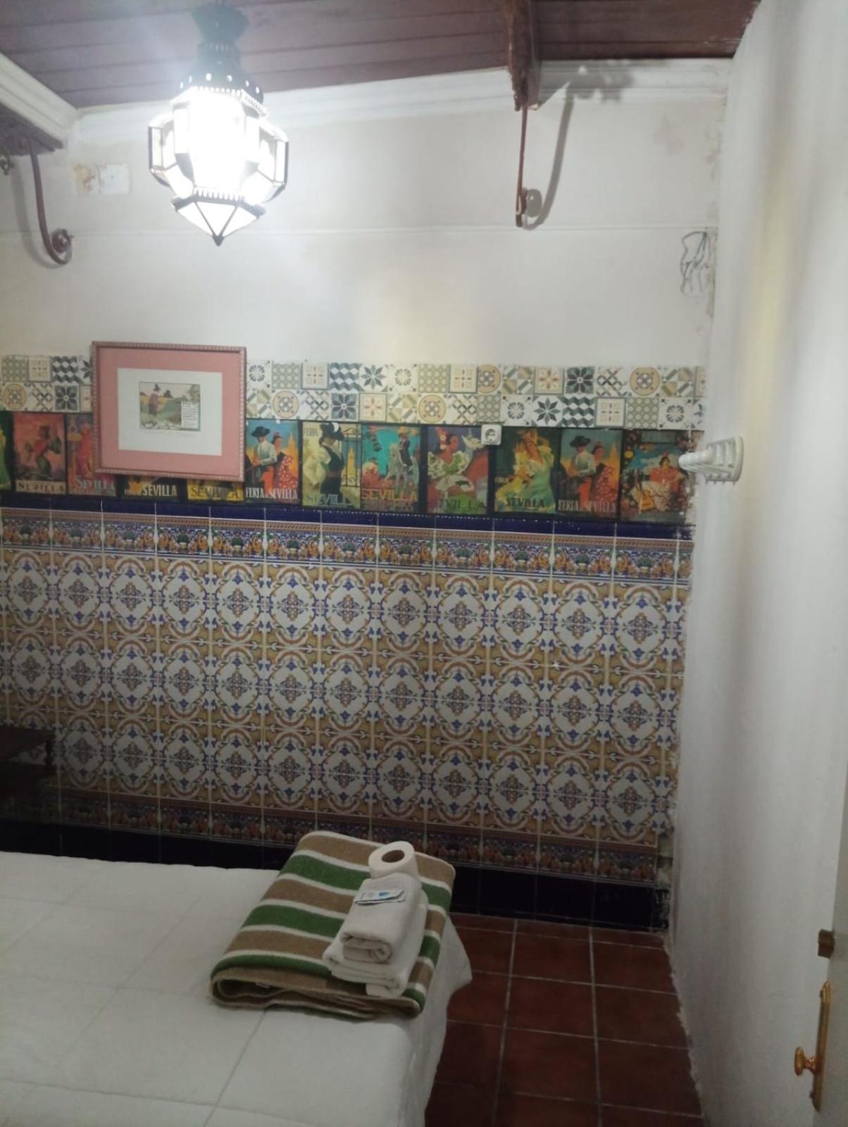 Pension Santa Maria La Blanca Seville Luaran gambar