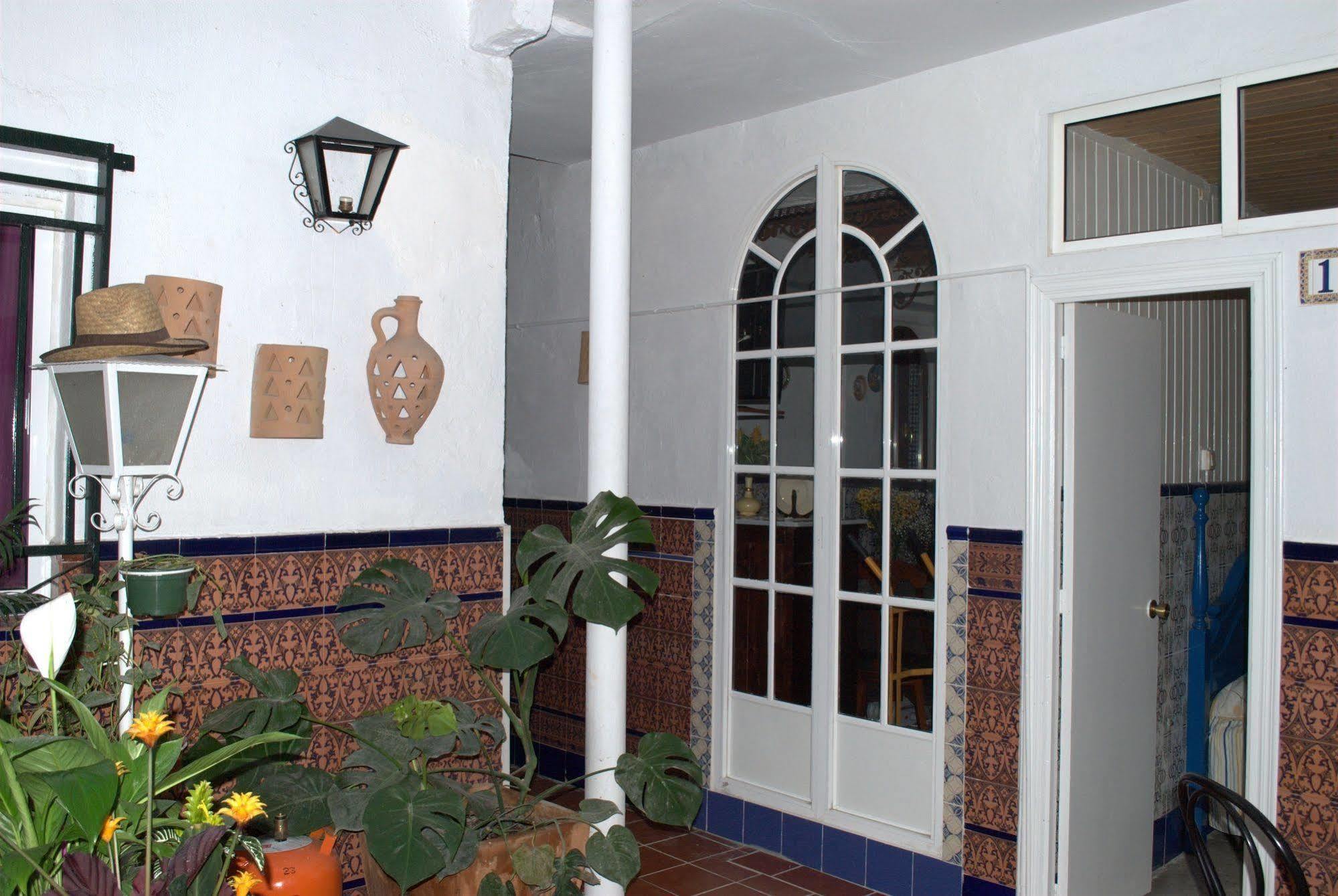 Pension Santa Maria La Blanca Seville Luaran gambar